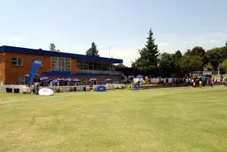 Lindeque Oval